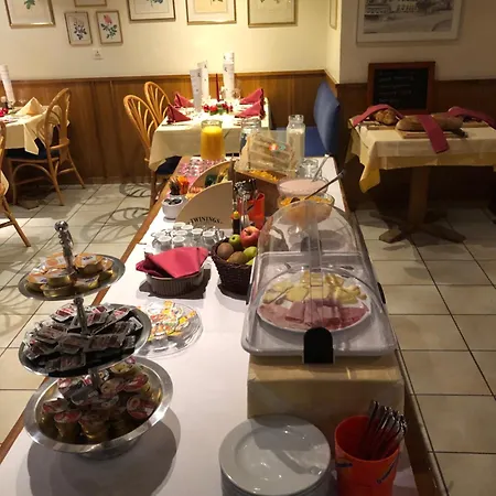 מלון Seminarhotel Linde