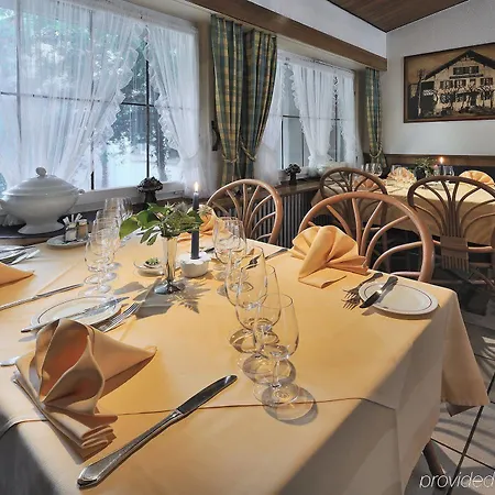 Seminarhotel Linde מלון Stettlen